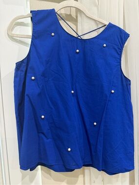 Beautiful rare findSleeveless Royal Blue Pearl-Embellished Women's Top